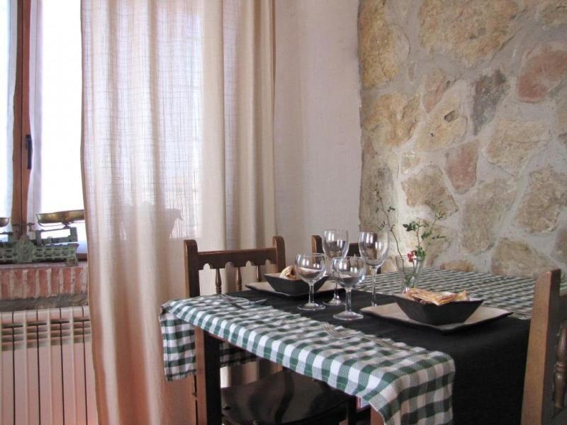 Casa Rural De La Abuela Montejo de Tiermes ภายนอก รูปภาพ